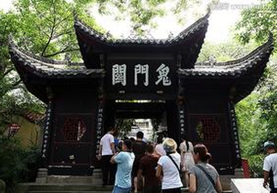 丰都鬼城好玩吗