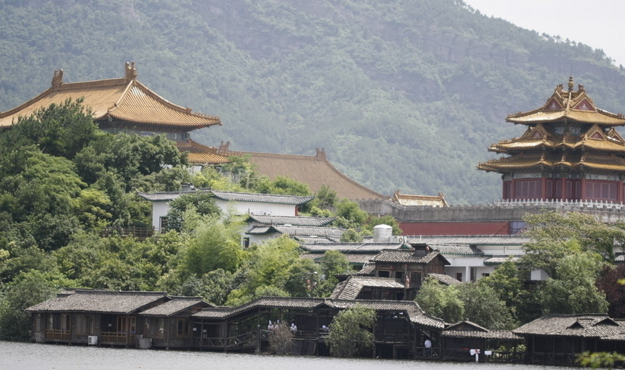 横店在哪里