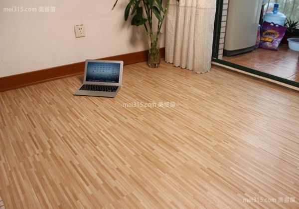 地板革如何铺贴 铺贴地板革施工步骤