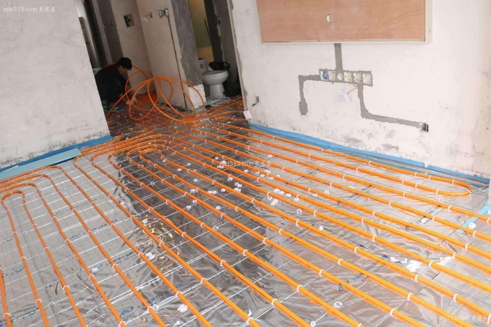 集中供暖水地暖安装费用 水地暖安装费用多少