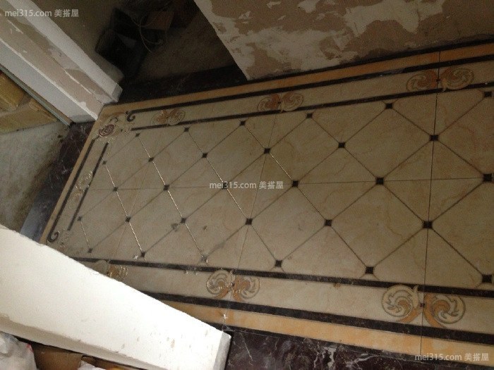 小过道怎么贴砖好看 小过道菱形贴砖效果图
