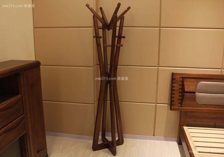 衣帽架摆放在哪里好?衣帽架搭配技巧